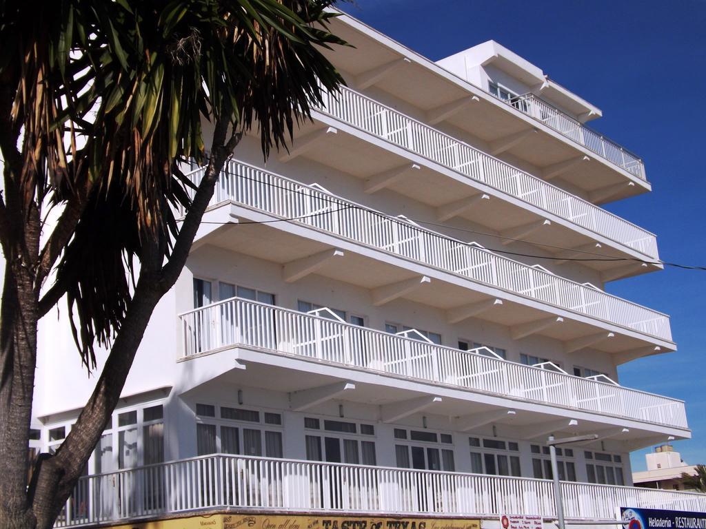 Hotel Goya Cala Millor  Extérieur photo